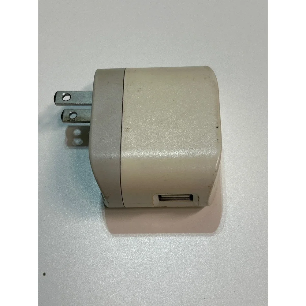 Belkin Wall Charger AC Power Adapter USB Port Plug In‎ Beige